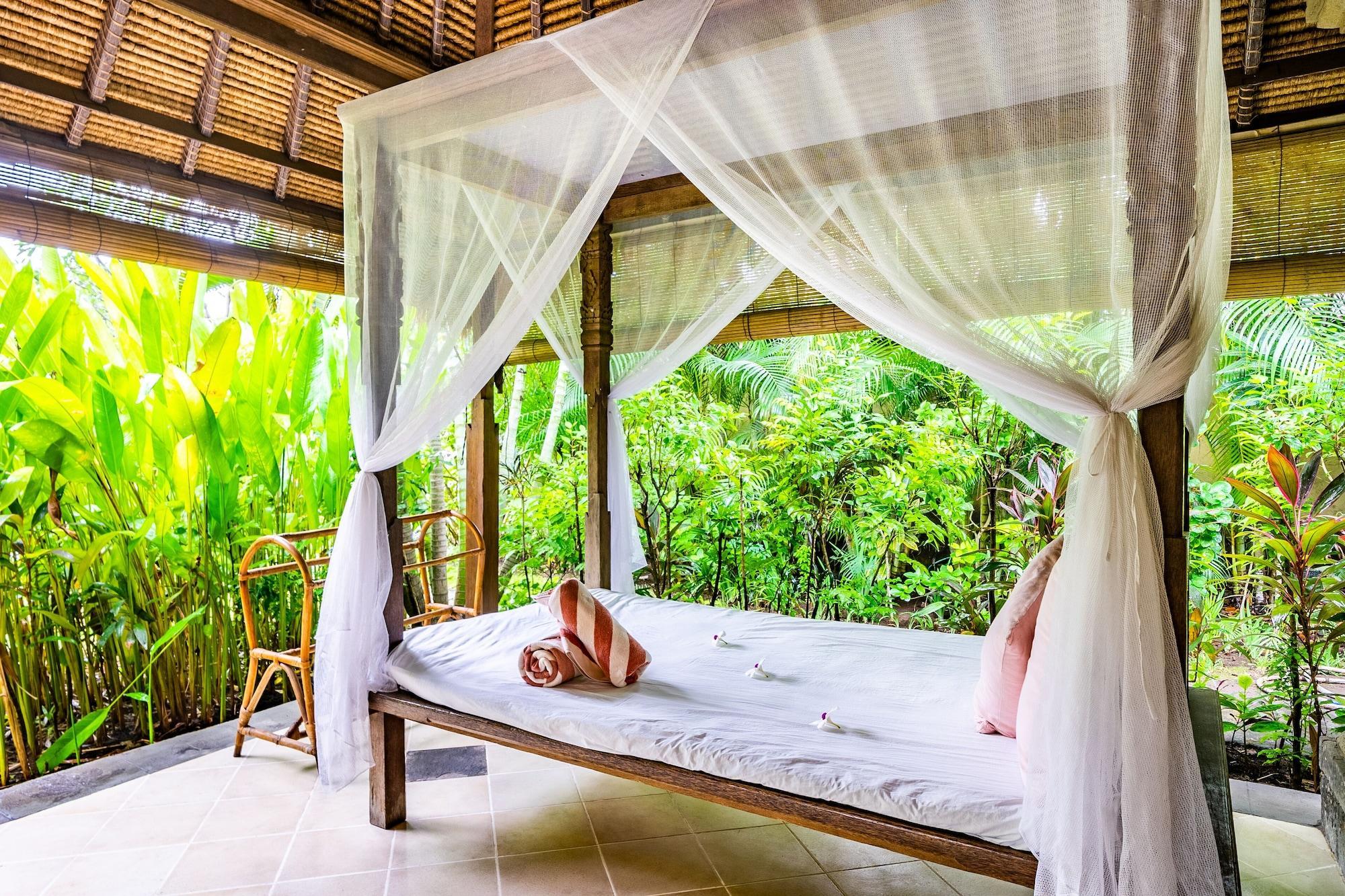 Taman Selini Wahana Beach Resort Pemuteran Екстериор снимка