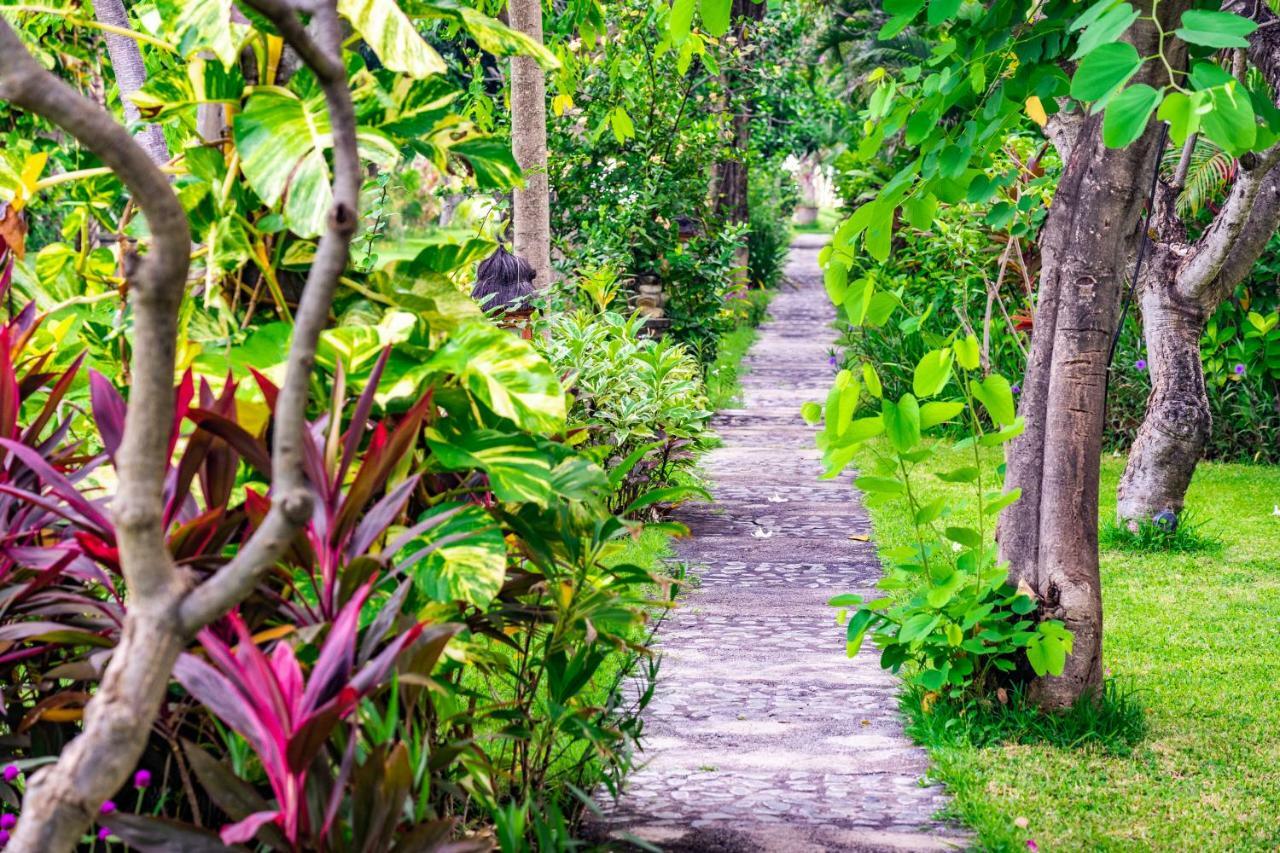Taman Selini Wahana Beach Resort Pemuteran Екстериор снимка