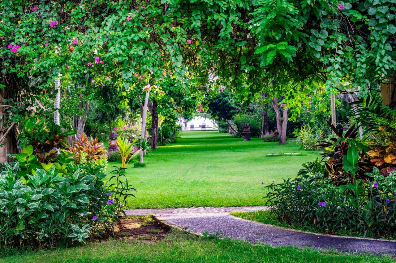Taman Selini Wahana Beach Resort Pemuteran Екстериор снимка